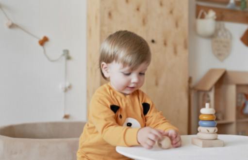 Criando um Ambiente Seguro e Estimulante para o Desenvolvimento Físico do seu Bebê